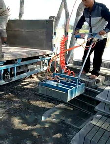 电动水泥砖码垛机与单梁起重机 自动化与高效搬运的完美结合